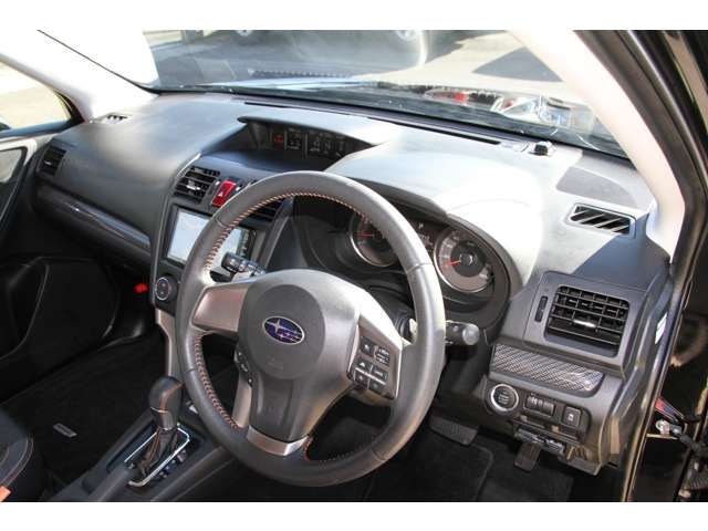スバル フォレスター ２．０ エックスブレイク ４ＷＤ H26年 (関東) 99
