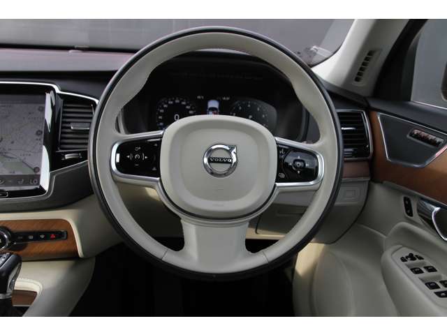ボルボ ＸＣ９０ Ｔ６ ＡＷＤ インスクリプション ４ＷＤ H29年 (関東) 99