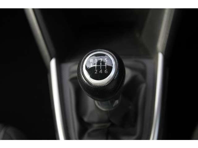 マツダ ＭＡＺＤＡ２ １．５ １５Ｓ R1年 (関東) 99