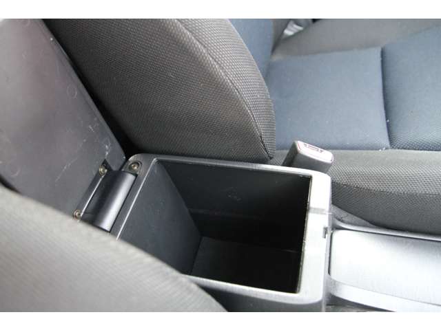 トヨタ アレックス １．８ ＲＳ１８０ H17年 (関東) 99
