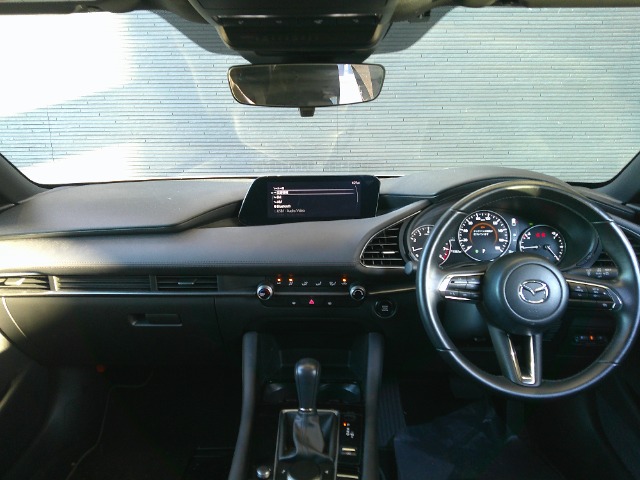 マツダ ＭＡＺＤＡ３　ファストバック １．５ １５Ｓ R5年 (関東) 99