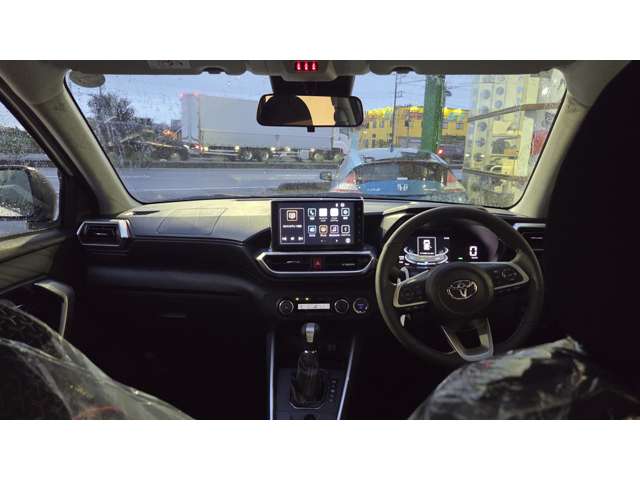 トヨタ ライズ　ハイブリッド ハイブリッド １．２ Ｚ R8年 (関東) 99