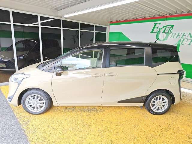 トヨタ シエンタ　ハイブリッド ハイブリッド １．５ Ｇ R3年 (関東) 99