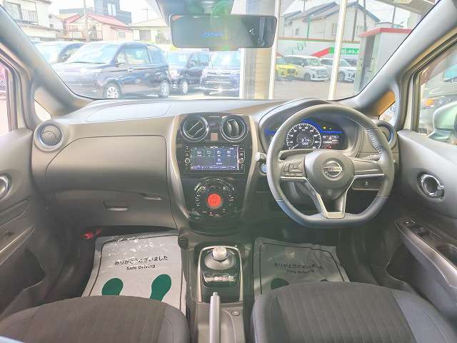 日産 ノート １．２ Ｅ－ＰＯＷＥＲ ＡＵＴＥＣＨ R1年 (関東) 99