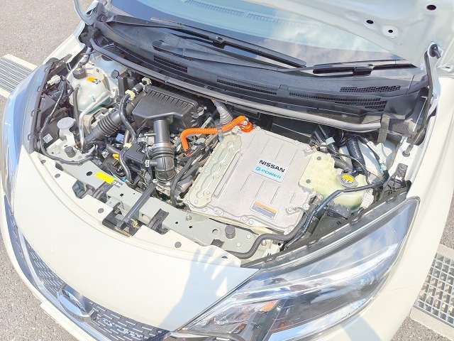 日産 ノート １．２ Ｅ－ＰＯＷＥＲ ＡＵＴＥＣＨ R1年 (関東) 99