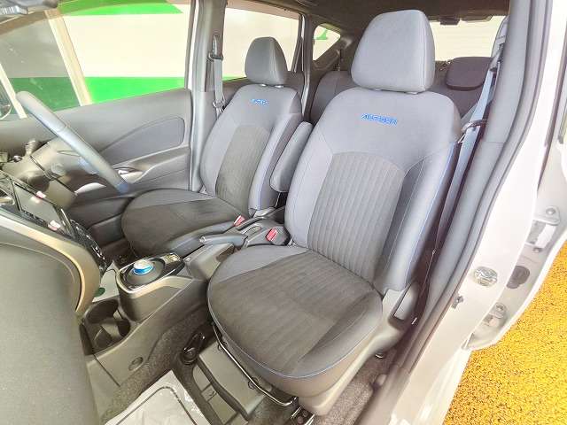 日産 ノート １．２ Ｅ－ＰＯＷＥＲ ＡＵＴＥＣＨ R1年 (関東) 99