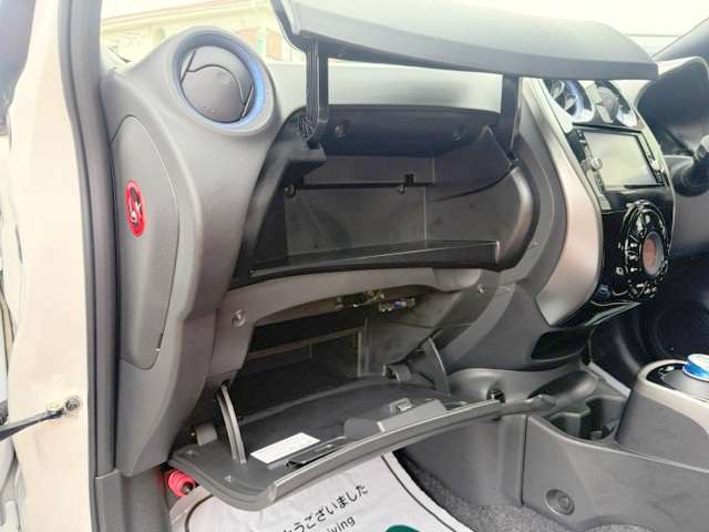 日産 ノート １．２ Ｅ－ＰＯＷＥＲ ＡＵＴＥＣＨ R1年 (関東) 99
