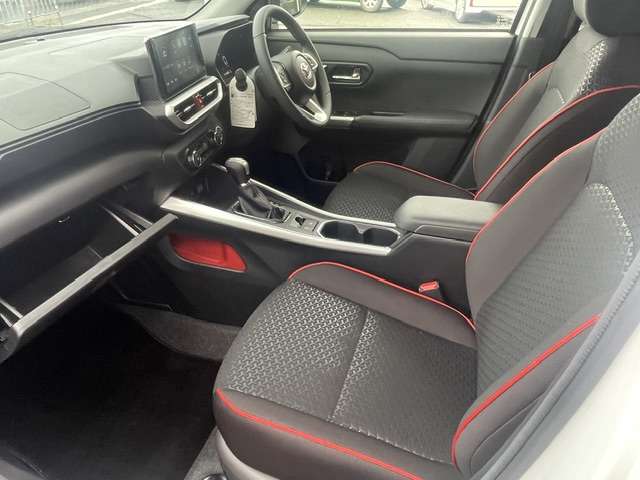 トヨタ ライズ　ハイブリッド ハイブリッド １．２ Ｚ R8年 (近畿) 99