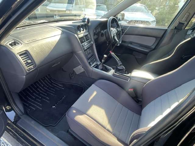 日産 スカイライン ２．５ ２５ＧＴターボ H10年 (近畿) 99