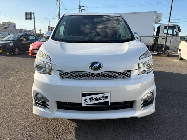 トヨタ ヴォクシー ２．０ ＺＳ 煌ＩＩ H24年 (近畿) 99