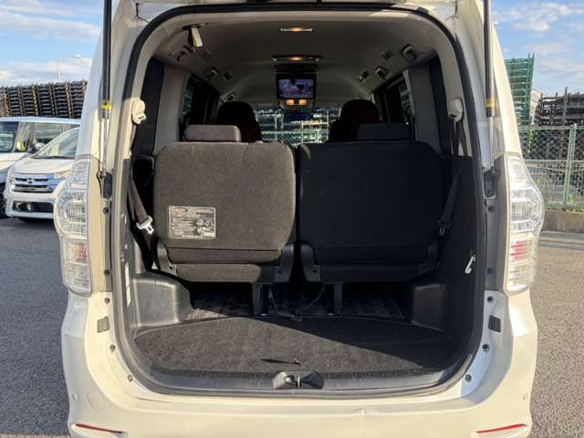 トヨタ ヴォクシー ２．０ ＺＳ 煌ＩＩ H24年 (近畿) 99