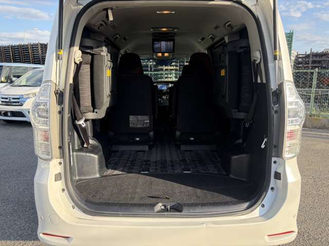 トヨタ ヴォクシー ２．０ ＺＳ 煌ＩＩ H24年 (近畿) 99