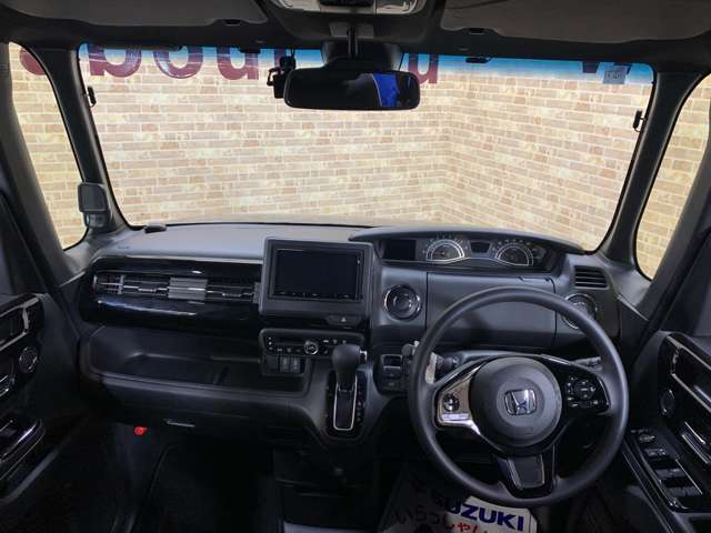 ホンダ Ｎ　ＢＯＸ カスタム ６６０ Ｌ R4年 (近畿) 99