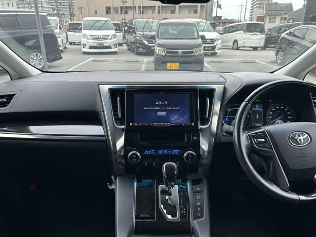 トヨタ ヴェルファイア　ハイブリッド ハイブリッド ２．５ ＺＲ Ｅ－ＦＯＵＲ ４ＷＤ H27年 (近畿) 99