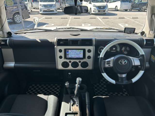 トヨタ ＦＪ　クルーザー ４．０ ４ＷＤ H23年 (近畿) 99