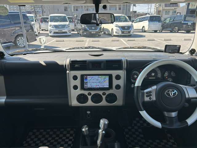 トヨタ ＦＪ　クルーザー ４．０ ４ＷＤ H23年 (近畿) 99