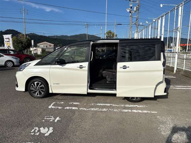 日産 セレナ １．２ Ｅ－ＰＯＷＥＲ ハイウェイスター Ｖ R2年 (四国) 99