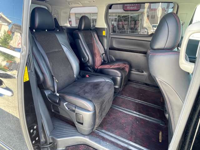 トヨタ ヴェルファイア ２．４ Ｚ ゴールデンアイズＩＩ H26年 (近畿) 99