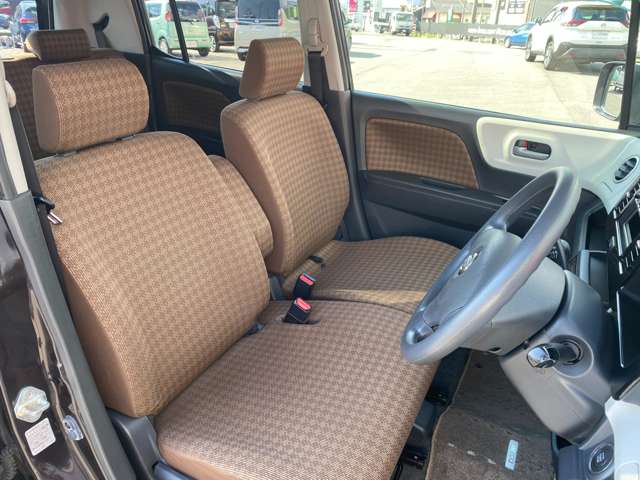 日産 モコ ６６０ Ｘ H23年 (中国) 99