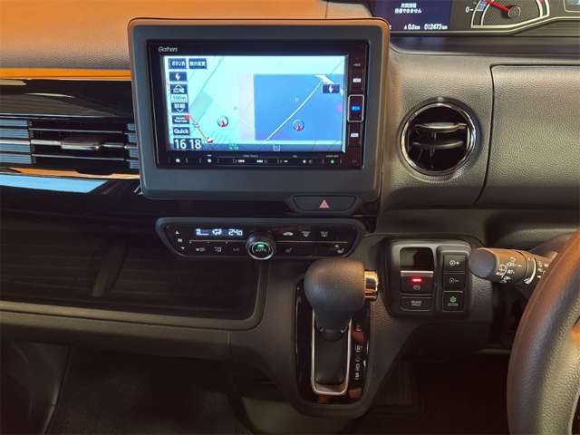 ホンダ Ｎ　ＢＯＸ カスタム ６６０ Ｌ R5年 (近畿) 99