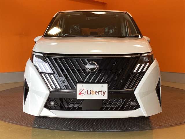 日産 セレナ １．４ Ｅ－ＰＯＷＥＲ ハイウェイスターＶ R8年 (近畿) 99