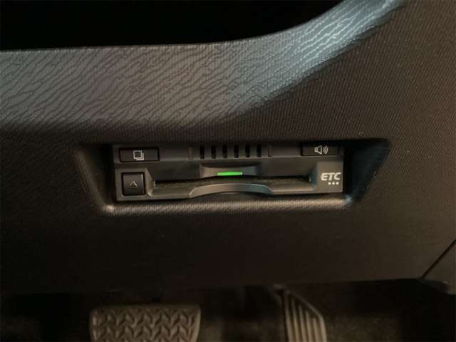 トヨタ アクア １．５ Ｓ スタイルブラック H29年 (近畿) 99