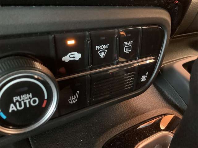 ホンダ Ｎ　ＢＯＸ カスタム ６６０ Ｌ R5年 (近畿) 99