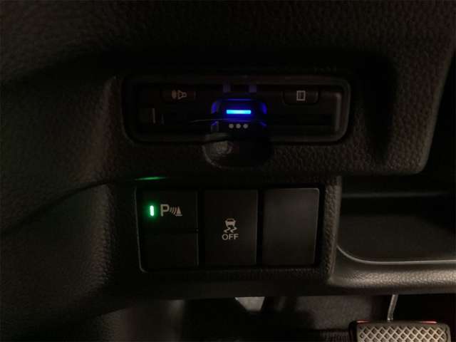 ホンダ Ｎ　ＢＯＸ カスタム ６６０ Ｌ R5年 (近畿) 99