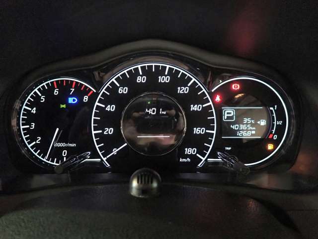 日産 ノート １．２ ＮＩＳＭＯ H29年 (近畿) 99