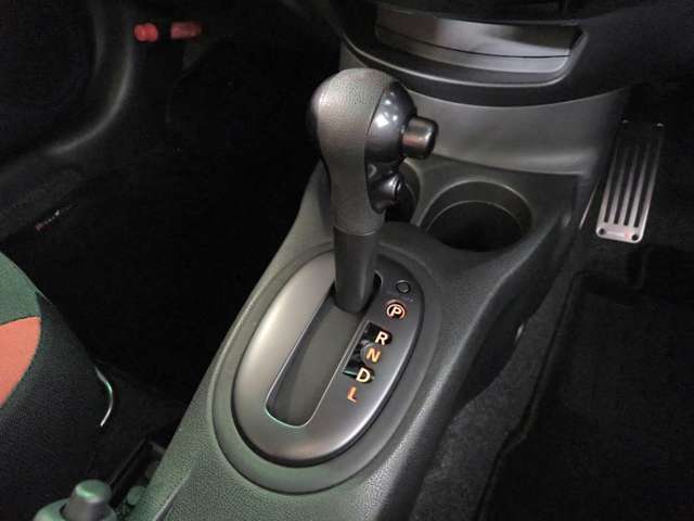 日産 ノート １．２ ＮＩＳＭＯ H29年 (近畿) 99