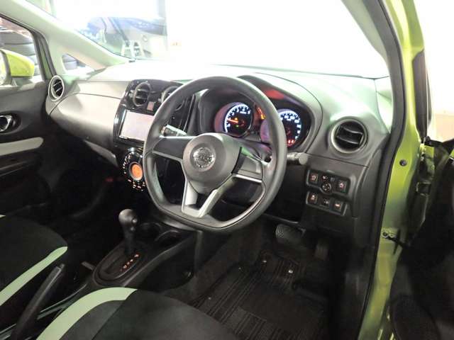 日産 ノート １．２ Ｘ H29年 () 99