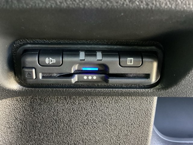 ホンダ Ｎ　ＢＯＸ カスタム ６６０ ターボ コーディネートスタイル モノトーン R8年 (近畿) 99