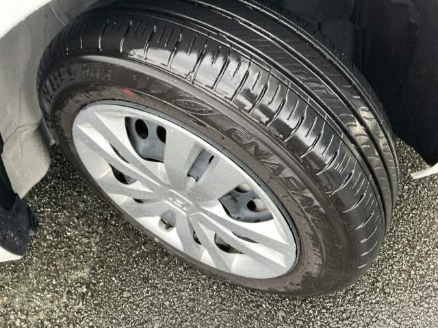 ホンダ フィット　ハイブリッド １．５ Ｅ：ＨＥＶ ホーム R5年 (近畿) 99