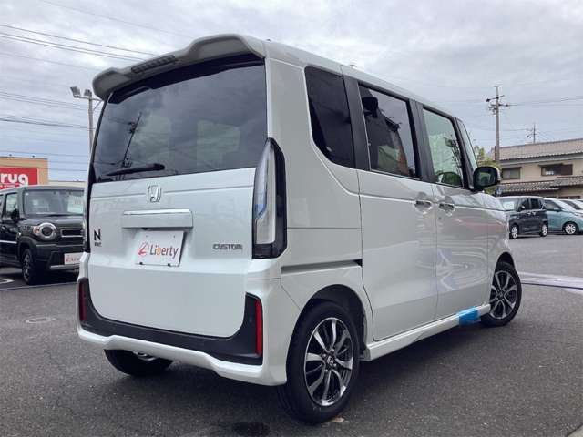 ホンダ Ｎ　ＢＯＸ カスタム ６６０ R8年 (近畿) 99