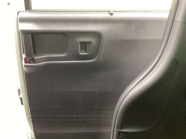ホンダ Ｎ　ＢＯＸ カスタム ６６０ R8年 (近畿) 99