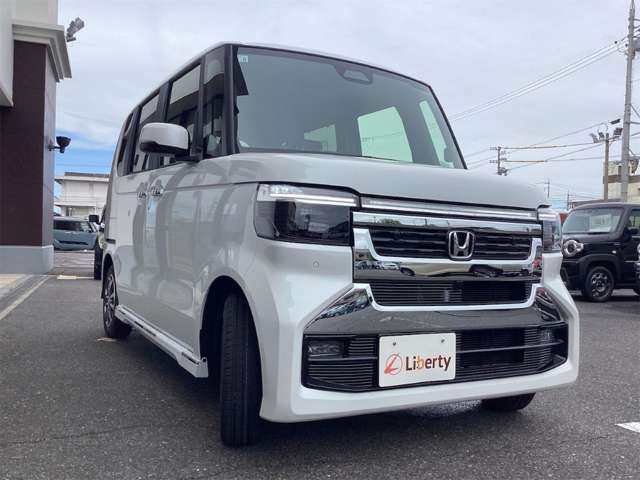 ホンダ Ｎ　ＢＯＸ カスタム ６６０ R8年 (近畿) 99
