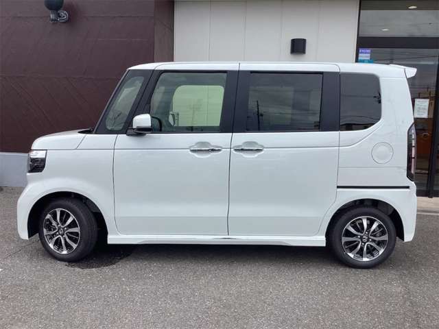 ホンダ Ｎ　ＢＯＸ カスタム ６６０ R8年 (近畿) 99