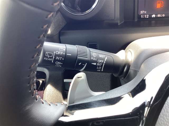 ホンダ Ｎ　ＢＯＸ カスタム ６６０ ターボ ブラック スタイル R8年 (近畿) 99
