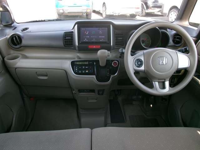 ホンダ Ｎ　ＢＯＸ ６６０ Ｇ Ｌパッケージ H25年 (九州・沖縄) 99