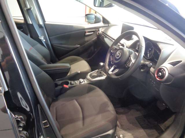 マツダ ＭＡＺＤＡ２ １．５ ＸＤ ブラックトーンエディション ディーゼルターボ R3年 (関東) 99