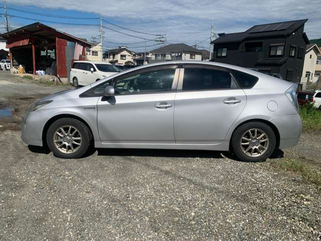 トヨタ プリウス １．８ Ｓ H25年 (関東) 99