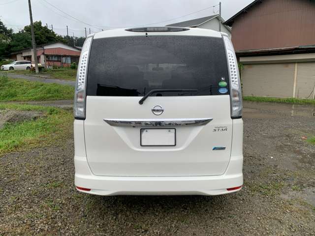 日産 セレナ ２．０ ハイウェイスター Ｓ－ＨＹＢＲＩＤ Ｖセレクション H25年 (関東) 99
