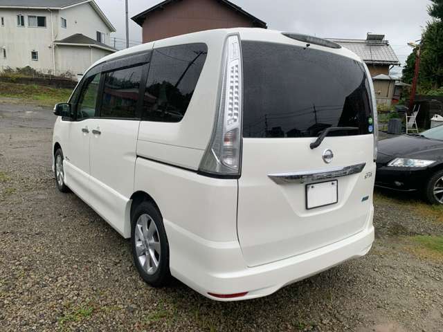 日産 セレナ ２．０ ハイウェイスター Ｓ－ＨＹＢＲＩＤ Ｖセレクション H25年 (関東) 99