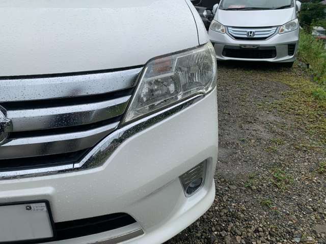 日産 セレナ ２．０ ハイウェイスター Ｓ－ＨＹＢＲＩＤ Ｖセレクション H25年 (関東) 99