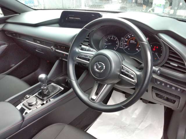 マツダ ＭＡＺＤＡ３　ファストバック １．５ １５Ｓ ブラックトーンエディション R4年 (関東) 99