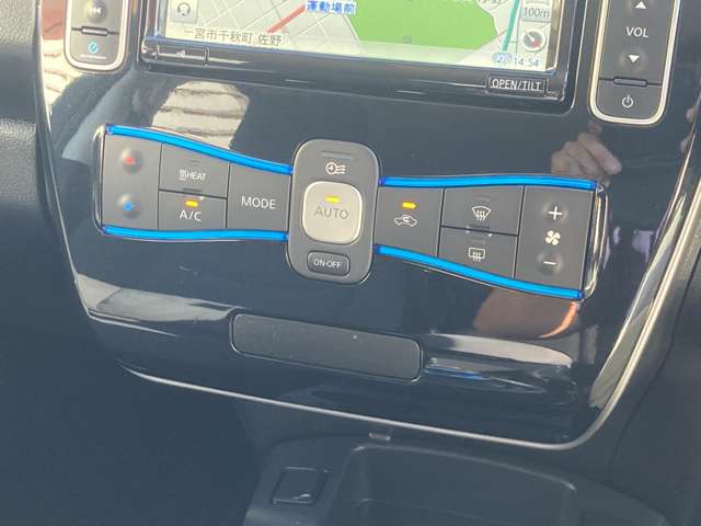 日産 リーフ ３０ＫＷＨ Ｘ サンクス エディション H28年 (東海) 99