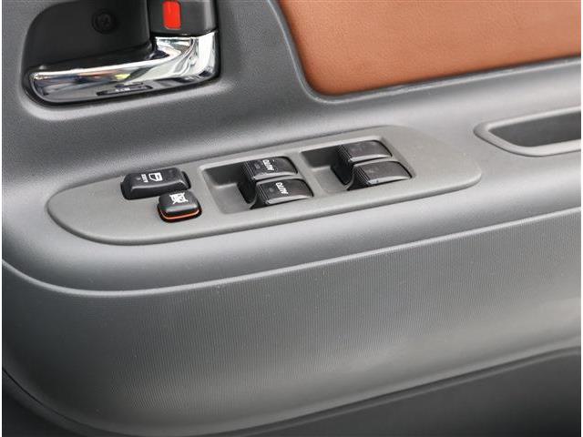 トヨタ シエンタ １．５ ダイス リミテッド H25年 (東海) 99