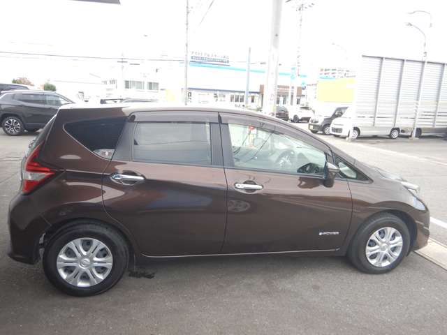 日産 ノート １．２ Ｅ－ＰＯＷＥＲ Ｘ H29年 (東海) 99