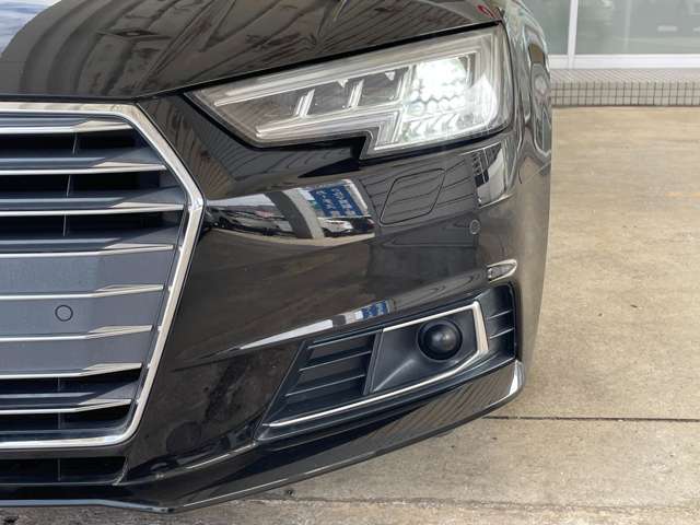 アウディ Ａ４　アバント １．４　ＴＦＳＩ　スポーツ H30年 () 99