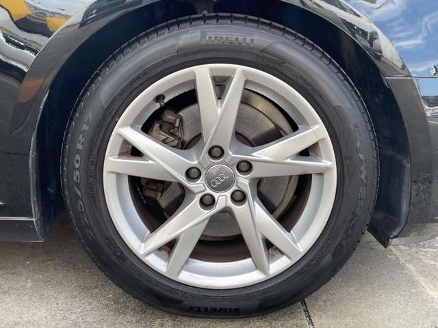 アウディ Ａ４　アバント １．４　ＴＦＳＩ　スポーツ H30年 () 99